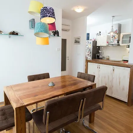 City Beach Apartment